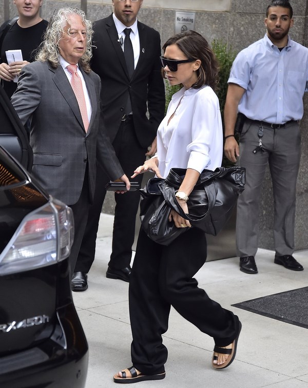 Икона стиля Виктория Бекхэм: фото, образы, лучшие наряды знаменитости