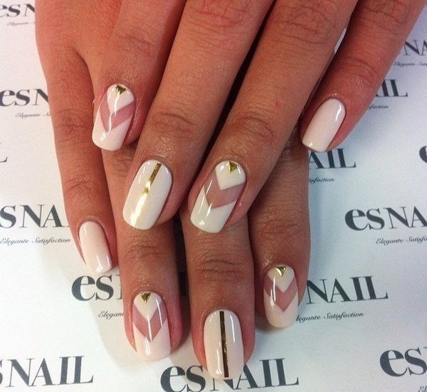 Модный белый маникюр 2026 – фото, новинки