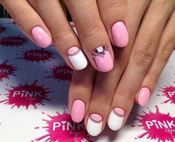 Модный белый маникюр 2026 – фото, новинки