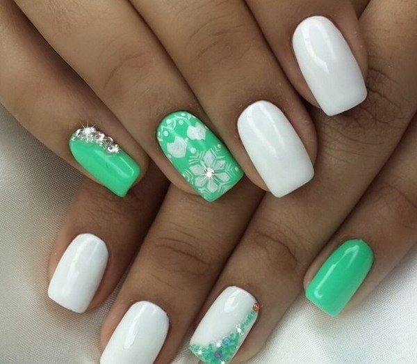 Модный белый маникюр 2026 – фото, новинки