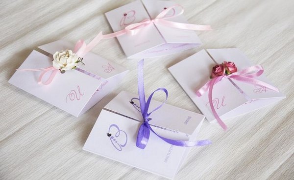 Красивые пригласительные на свадьбу 2026: фото, идеи, тренды