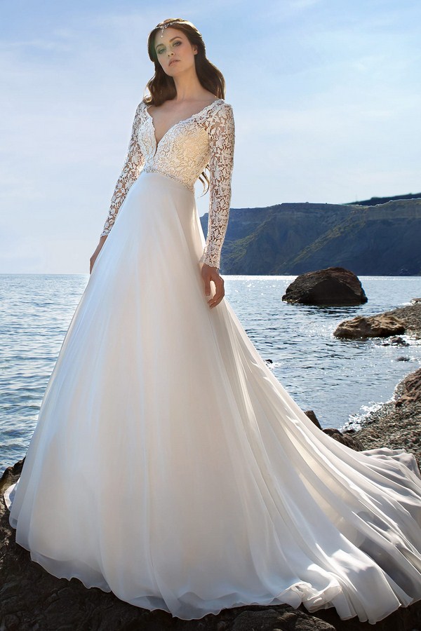 Восхитительные и самые красивые свадебные платья 2026 года: фото