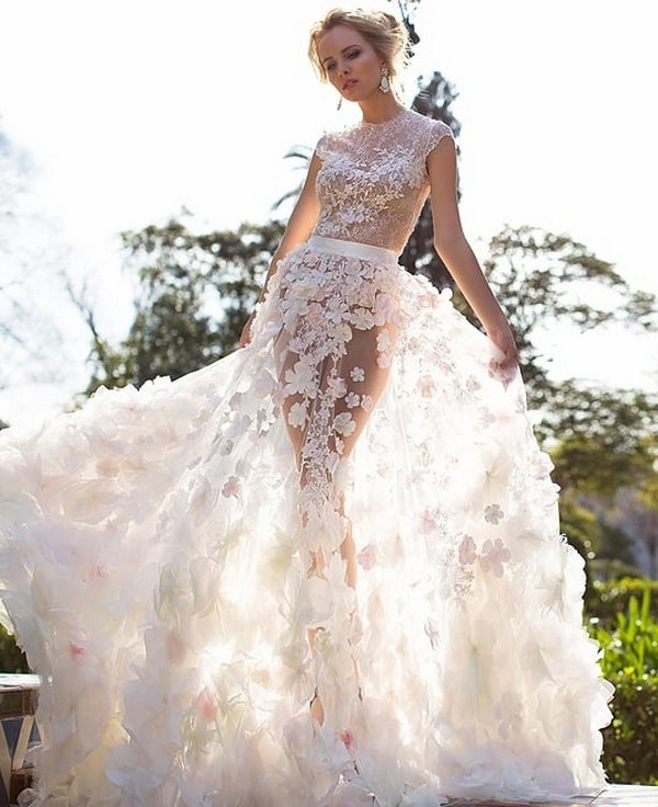 Восхитительные и самые красивые свадебные платья 2026 года: фото