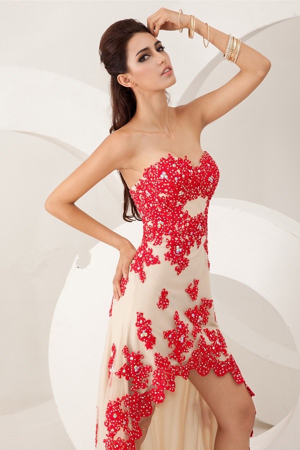 Красивые вечерние платья 2026: фото, идеи, модные фасоны вечерних платьев