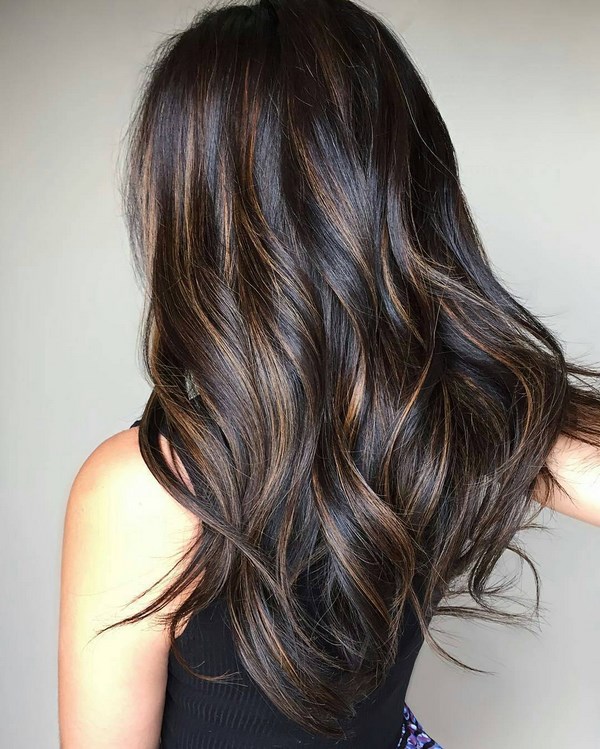 Модное окрашивание волос 2026: самый модный цвет волос — фото