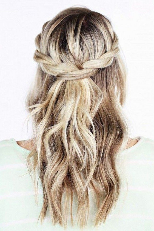 Изысканные прически с косами 2026 года: косы на разную длину волос — фото