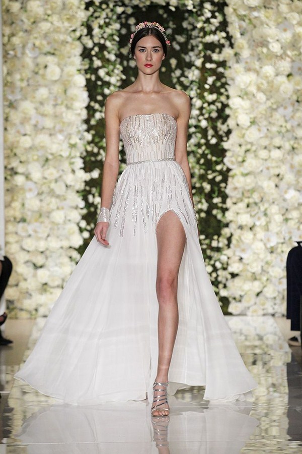 Восхитительные и самые красивые свадебные платья 2026 года: фото