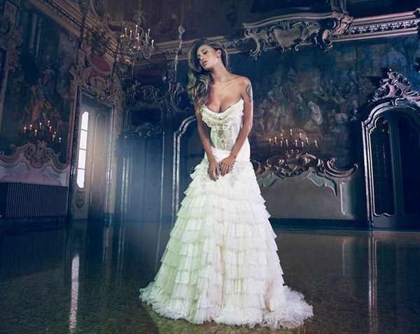 Восхитительные и самые красивые свадебные платья 2026 года: фото