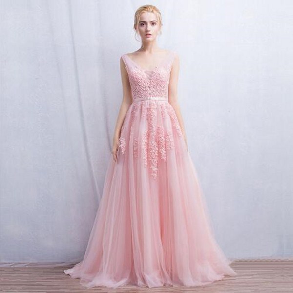 Красивые вечерние платья 2026: фото, идеи, модные фасоны вечерних платьев