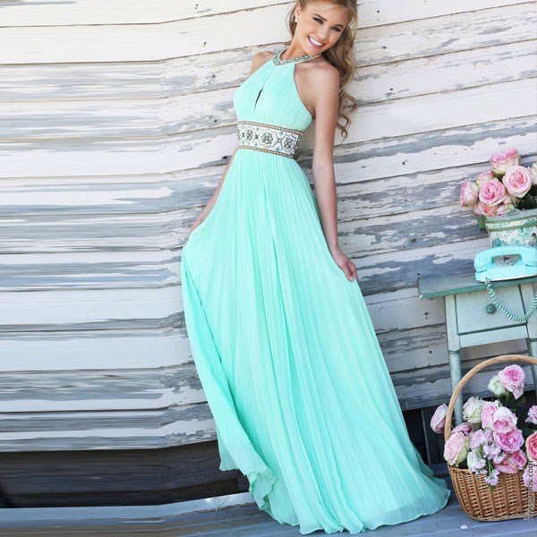 Красивые вечерние платья 2026: фото, идеи, модные фасоны вечерних платьев