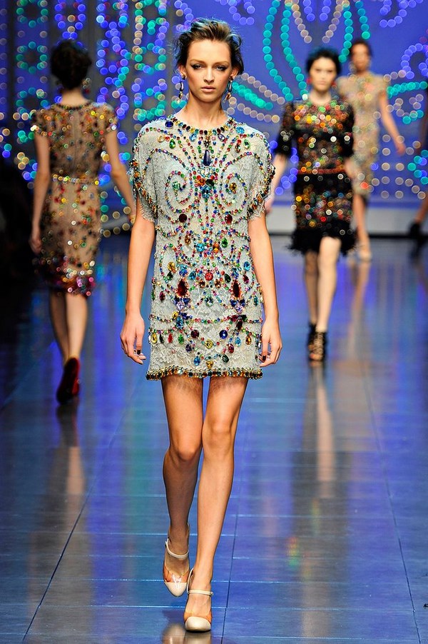 Красивые короткие платья 2026 года – фото, модные тенденции