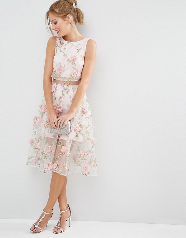 Красивые короткие платья 2026 года – фото, модные тенденции