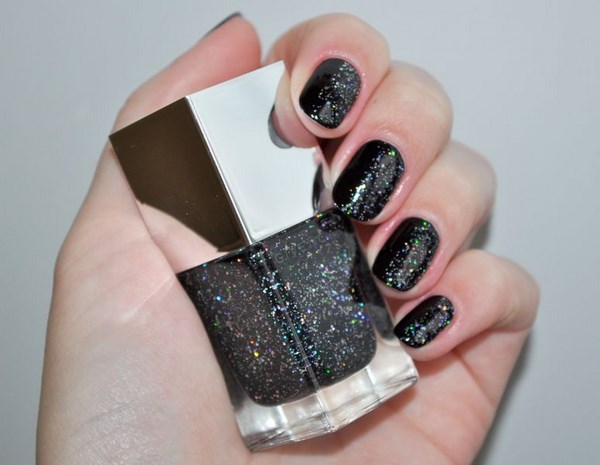 Модный черный маникюр 2026: фото, дизайн и идеи черного маникюра