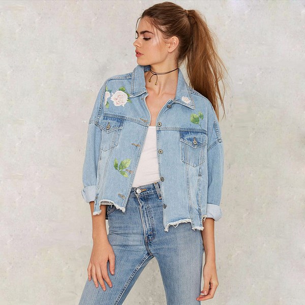 С чем носить джинсовую куртку 2026: лучшие образы и самые модные джинсовые куртки