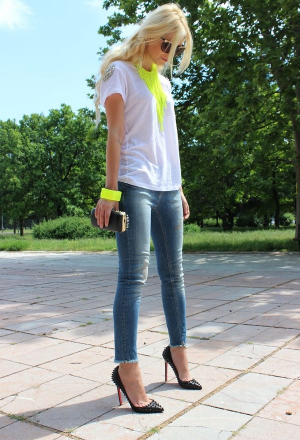 Модные укороченные джинсы 2026: фото, тенденции, тренды