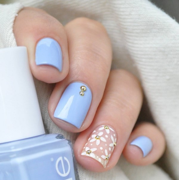 Красивый голубой маникюр 2026 — фото, дизайн, лучшие идеи голубого маникюра