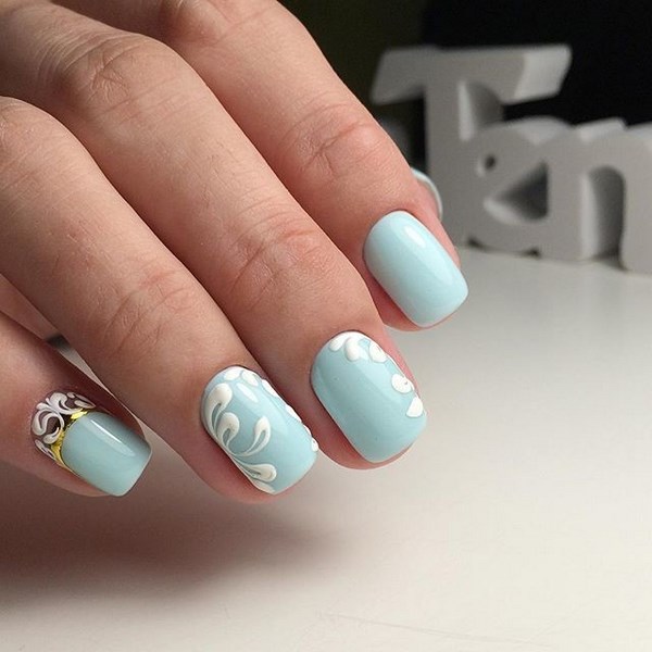 Красивый голубой маникюр 2026 — фото, дизайн, лучшие идеи голубого маникюра