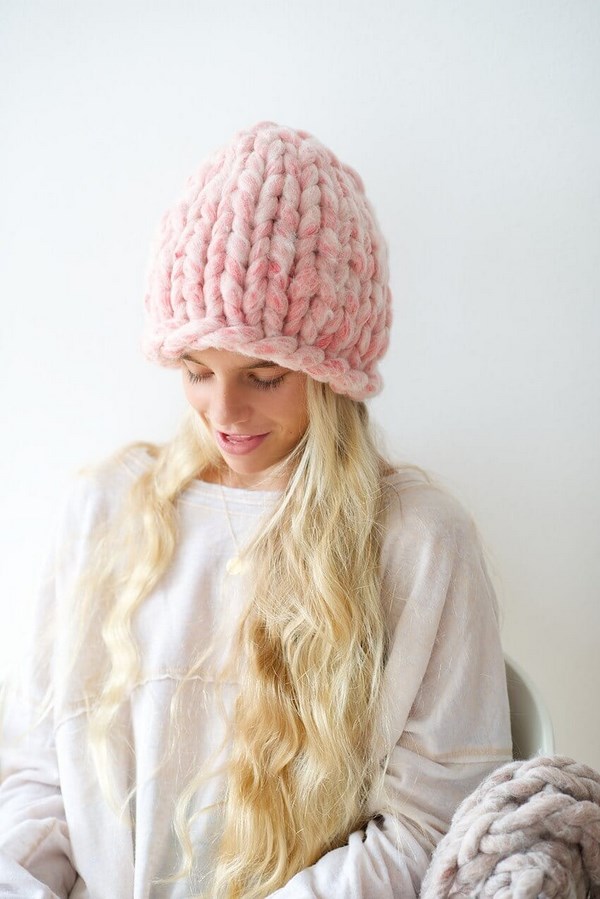 Модные шапки 2026-2027 для женщин – фото, модные модели шапок и тенденции