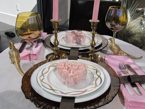 Красивая сервировка праздничного стола: фото, идеи праздничной сервировки стола