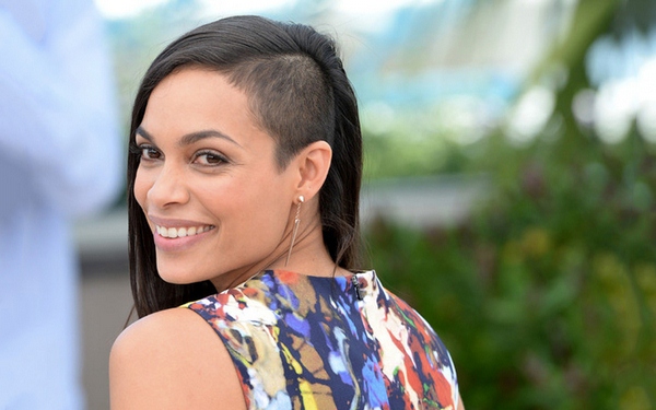 Красивые стрижки на длинные волосы 2026 года: идеи, новинки, лучшие образы