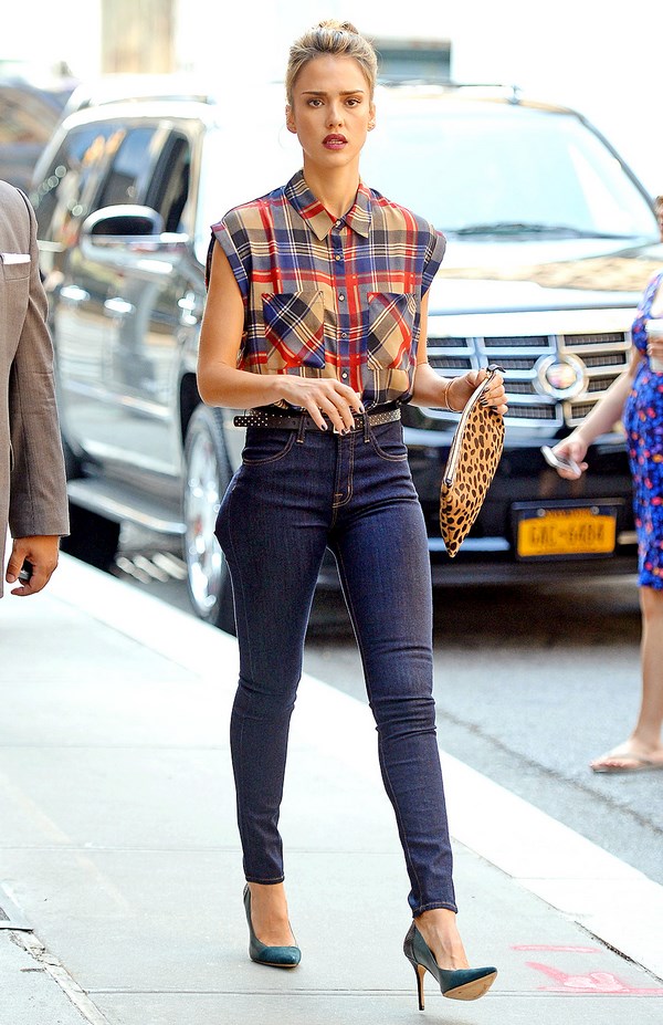 Современная золушка Джессика Альба: красивые образы и стиль одежды актрисы — фото