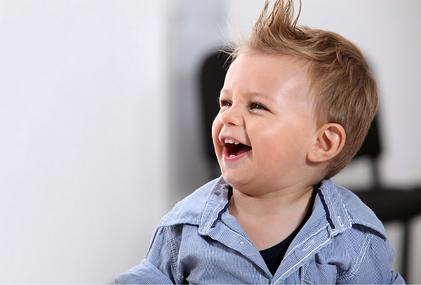 Ультрамодные стрижки для мальчиков 2026: фото, новинки, тренды