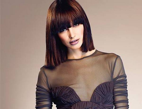 Оригинальные стрижки с челкой 2026 года: фото, идеи стрижки с челкой на разную длину волос