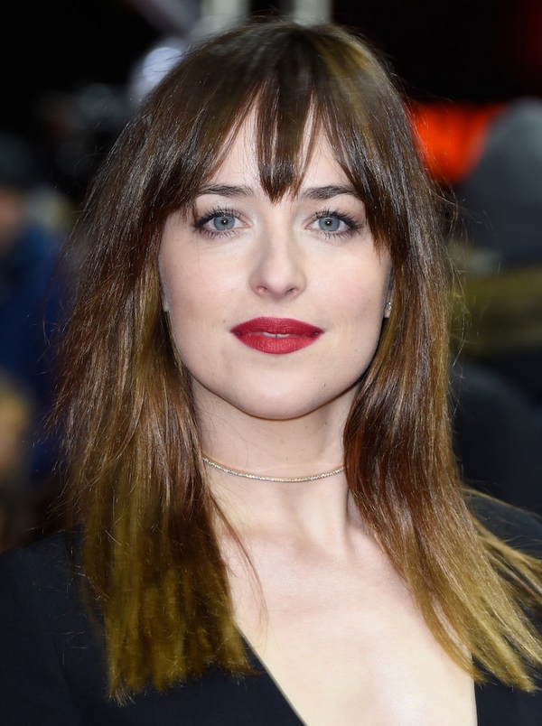 Оригинальные стрижки с челкой 2026 года: фото, идеи стрижки с челкой на разную длину волос