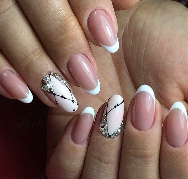 Лучшие идеи французского маникюра 2026 года: фото, новинки, тренды