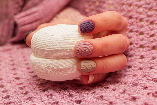 Модный вязаный маникюр 2026 года: фото, новинки, идеи вязаного маникюра