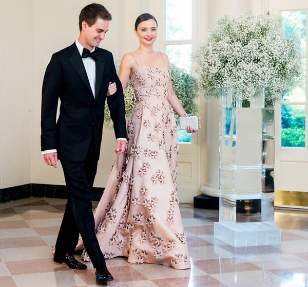 Миранда Керр: стиль одежды, лучшие образы и самые красивые наряды