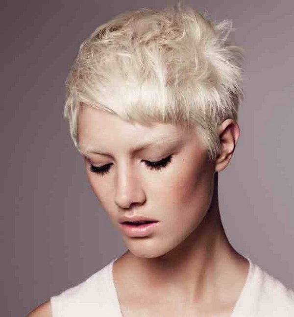 Утонченные стрижки пикси 2026: идеи, новинки, лучшие образы — фото
