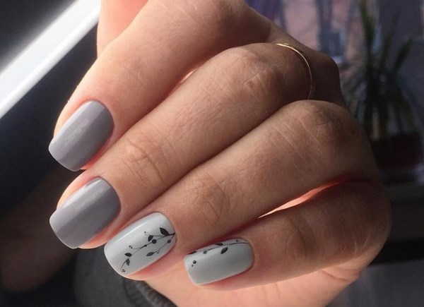 Стильный серый маникюр 2026 года: лучшие сочетания оттенков, модные тренды и красивые примеры – фото