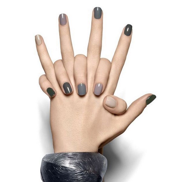 Стильный серый маникюр 2026 года: лучшие сочетания оттенков, модные тренды и красивые примеры – фото