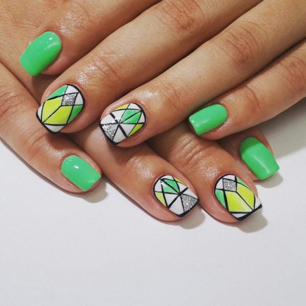 Стильный геометрический маникюр 2026 года: модный дизайн ногтей геометрия — фото