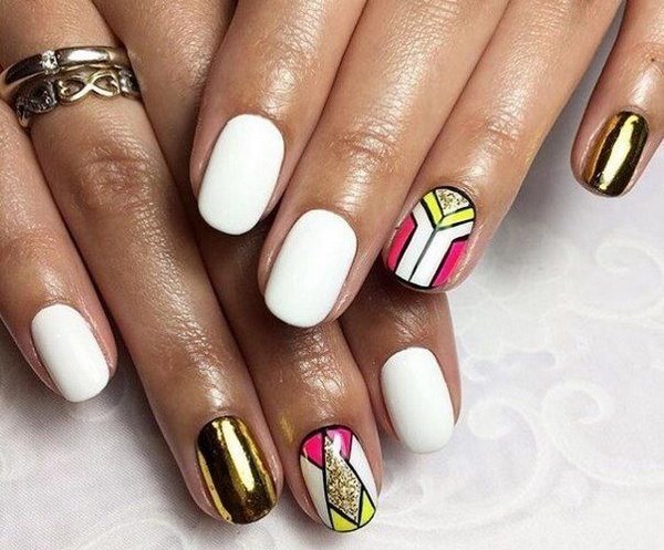Стильный геометрический маникюр 2026 года: модный дизайн ногтей геометрия — фото