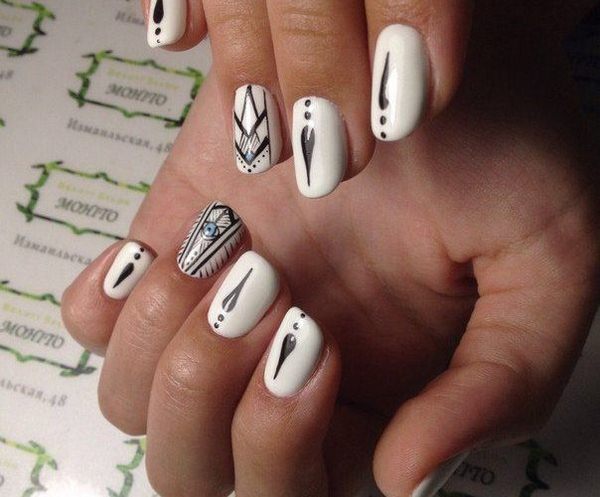 Стильный геометрический маникюр 2026 года: модный дизайн ногтей геометрия — фото