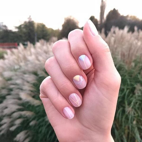 Стильный геометрический маникюр 2026 года: модный дизайн ногтей геометрия — фото