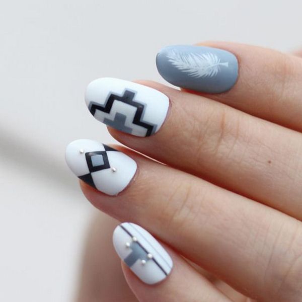 Стильный геометрический маникюр 2026 года: модный дизайн ногтей геометрия — фото