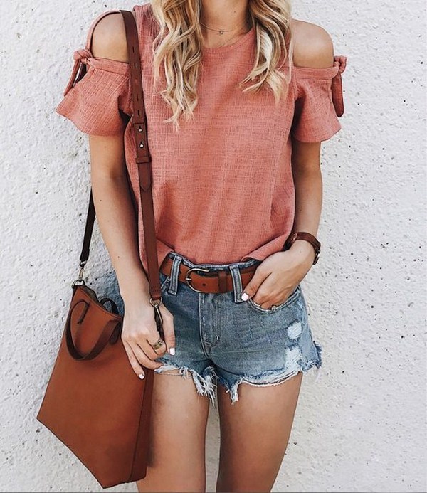 Привлекательные луки с шортами: модные шорты в летнем сезоне 2026 года