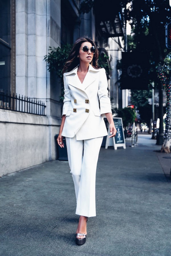 Элегантные деловые луки 2026: офисная мода для истинных леди