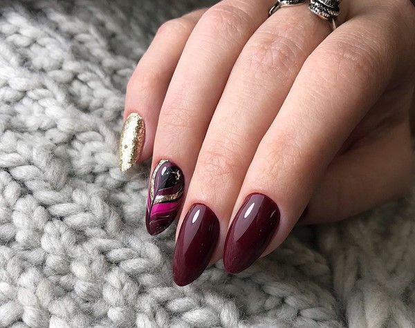 Удивительный темный маникюр 2026 года для истинных леди