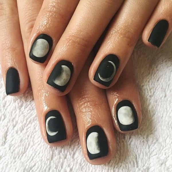 Удивительный темный маникюр 2026 года для истинных леди