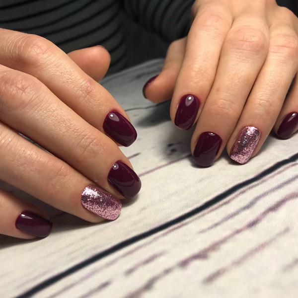 Удивительный темный маникюр 2026 года для истинных леди