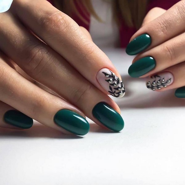 Удивительный темный маникюр 2026 года для истинных леди