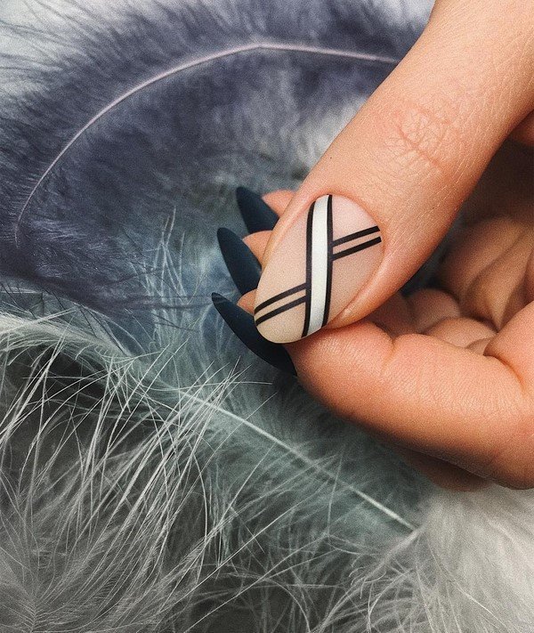 Топовые новинки маникюра на осень 2026: интересные фото-новинки нейл-арта