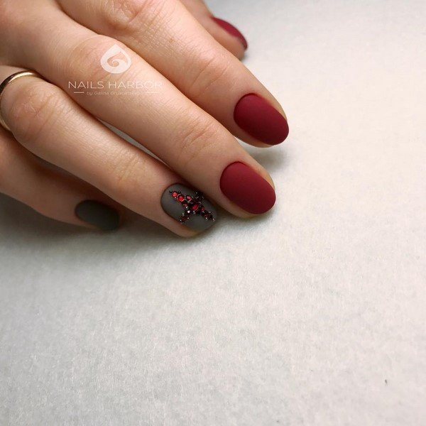 Топовые новинки маникюра на осень 2026: интересные фото-новинки нейл-арта