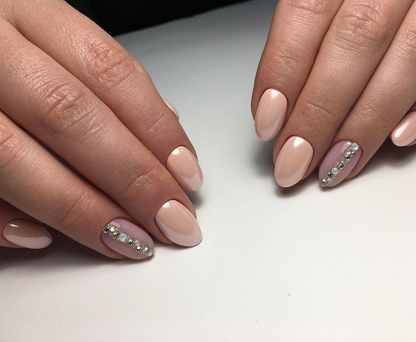 Топовые новинки маникюра на осень 2026: интересные фото-новинки нейл-арта