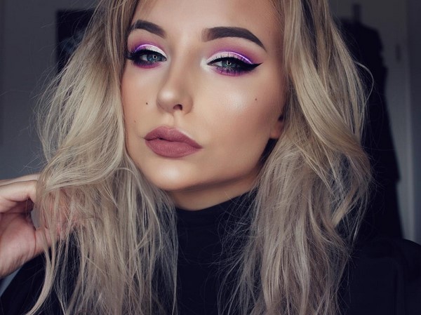 Топовые идеи новогоднего макияжа 2027: фото