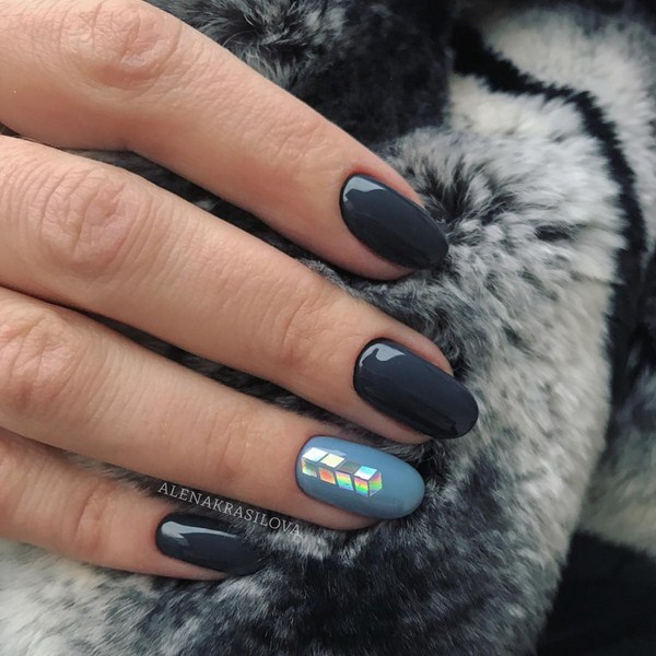 Прелестный дизайн ногтей «битое стекло» 2026 года: фото-новинки